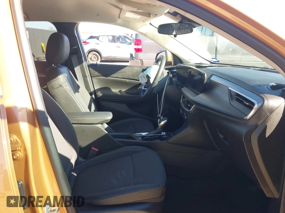 2024 Buick Encore GX Preferred with VIN KL4AMBSL6RB187641, listed as a IAAI auction lot 41212995 with 5,861 mi miles and . Bid and sale history available at DreamBid. Image 5.
