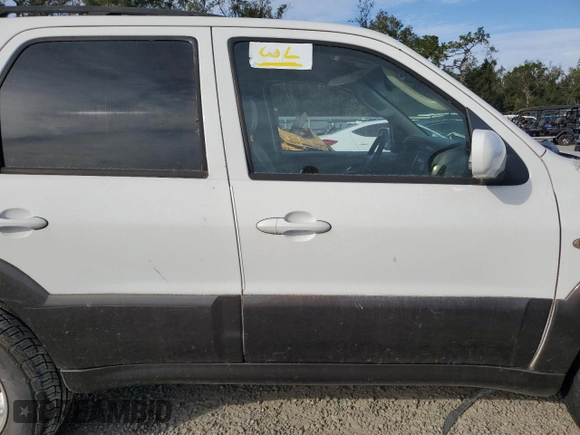2006 Mazda Tribute S with VIN 4F2YZ06116KM28522, listed as a Copart auction lot 83670154 with Not Provided miles and Non Repairable. Bid and sale history available at carsss.com. Image 13.