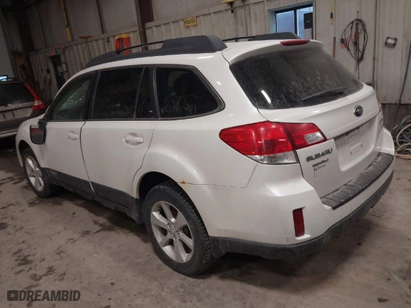 2013 Subaru Outback 2.5i Premium with VIN 4S4BRBCC0D3273777, listed as a IAAI auction lot 41195904 with 141,482 mi miles. Bid and sale history available at carsss.com. Image 3.