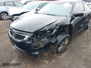 2008 Honda Accord Cpe LX-S with VIN 1HGCS12328A022304, listed as a IAAI auction lot 41541266 with 206,948 mi miles. Bid and sale history available at carsss.com. Image 6.