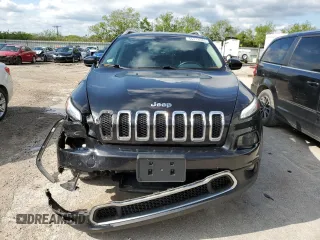 2014 Jeep Cherokee Limited z VIN 1C4PJMDS1EW133918, wystawiony jako Copart lot #55313535 z przebiegiem 141 988 mil mil oraz Szkoda całkowita • Salvage title. Historia ofert i sprzedaży dostępna na DreamBid. Obrazek 5.