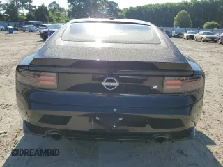 2024 Nissan Z Performance z VIN JN1BZ4BH8RM361445, wystawiony jako Copart lot #60575274 z przebiegiem 6 520 mil mil oraz Szkoda całkowita • Salvage title. Historia ofert i sprzedaży dostępna na DreamBid. Obrazek 6.