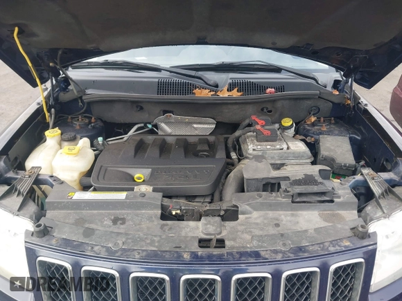 2013 Jeep Compass Latitude with VIN 1C4NJDEB5DD218146, listed as a IAAI auction lot 41849048 with 161,854 mi miles. Bid and sale history available at carsss.com. Image 10.