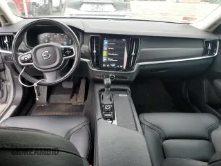 2018 Volvo V90 z VIN YV4102NKXJ1015897, wystawiony jako Copart lot #45741573 z przebiegiem 53 069 mil mil oraz . Historia ofert i sprzedaży dostępna na DreamBid. Obrazek 8.