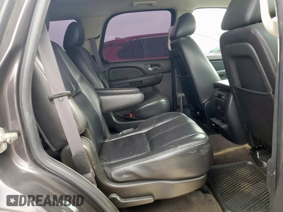2011 Chevrolet Tahoe LT z VIN 1GNSCBE05BR155119, wystawiony jako Copart lot #57783155 z przebiegiem 142 297 mil mil oraz Szkoda całkowita • Salvage title. Historia ofert i sprzedaży dostępna na DreamBid. Obrazek 11.