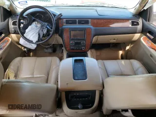 2008 Chevrolet Tahoe 2LT z VIN 1GNFC13J58R130186, wystawiony jako Copart lot #48639735 z przebiegiem 168 905 mil mil oraz Szkoda całkowita • Salvage title. Historia ofert i sprzedaży dostępna na DreamBid. Obrazek 8.