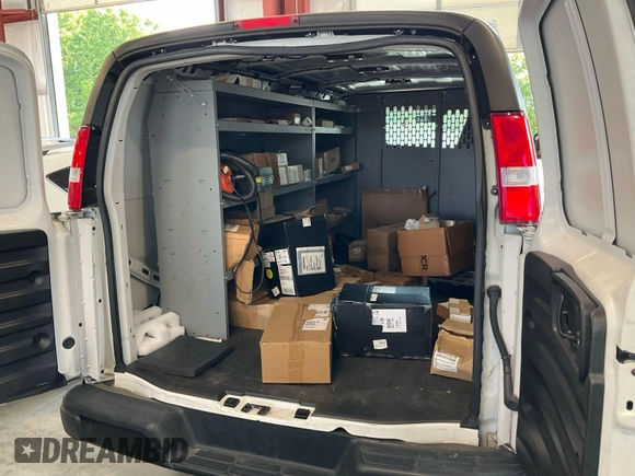 2022 Chevrolet Express Cargo Van with VIN 1GCWGAFP3N1259311, listed as a IAAI auction lot 42150516 with 42,991 mi miles. Bid and sale history available at carsss.com. Image 1.