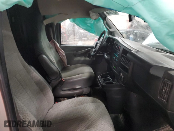2019 Chevrolet Express Cargo Van with VIN 1GCWGAFG1K1330033, listed as a Copart auction lot 83733644 with 133,362 mi miles and Non Repairable. Bid and sale history available at carsss.com. Image 7.
