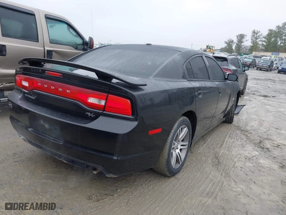 2013 Dodge Charger RT Max with VIN 2C3CDXCT1DH711065, listed as a IAAI auction lot 41512711 with 163,738 mi miles. Bid and sale history available at carsss.com. Image 4.