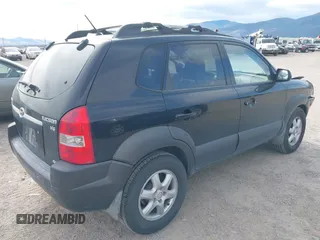 2005 Hyundai Tucson GLS with VIN KM8JN72D65U192566, listed as a IAAI auction lot 40457875 with 177,352 mi miles. Bid and sale history available at carsss.com. Image 4.