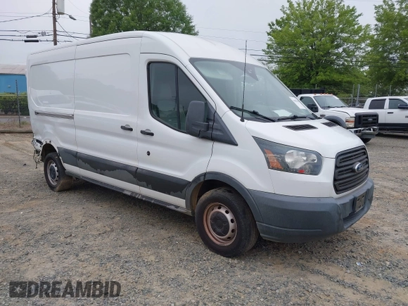 2015 Ford Transit Cargo with VIN 1FTNR2CM4FKA26975, listed as a IAAI auction lot 39407096 with 150,786 mi miles and . Bid and sale history available at carsss.com. Image 1.