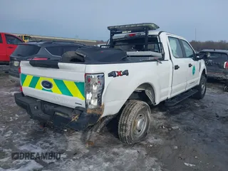 2017 Ford F-250 Lariat с VIN 1FT7W2B67HEB93143, выставлен на аукционе IAAI как лот 41446221 с пробегом 156 520 миль миль и . История ставок и продаж доступна на DreamBid. Изображение 4.