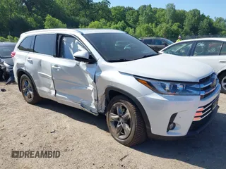 2017 Toyota Highlander Limited с VIN 5TDDZRFH9HS356688, выставлен на аукционе IAAI как лот 42570577 с пробегом 86 764 миль миль и . История ставок и продаж доступна на DreamBid. Изображение 1.