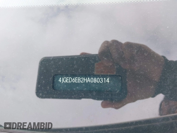 2017 Mercedes-Benz GLE 43 AMG z VIN 4JGED6EB2HA080314, wystawiony jako IAAI lot #41492570 z przebiegiem 97 905 mil mil oraz . Historia ofert i sprzedaży dostępna na DreamBid. Obrazek 9.