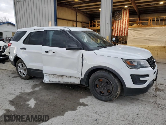 2017 Ford Police Interceptor Utility z VIN 1FM5K8ARXHGC35340, wystawiony jako Copart lot #54692385 z przebiegiem Nie podano mil oraz Szkody całkowita. Historia ofert i sprzedaży dostępna na DreamBid. Obrazek 4.