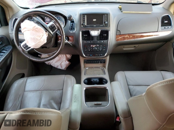 2011 Chrysler Town & Country Limited with VIN 2A4RR6DG3BR698744, listed as a Copart auction lot 84843524 with 225,807 mi miles and Salvage Title. Bid and sale history available at carsss.com. Image 8.