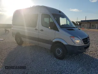 2011 Mercedes-Benz Sprinter Passenger with VIN WDZPE7CC0B5542199, listed as a Copart auction lot 67911264 with 43,590 mi miles and Clean Title. Bid and sale history available at carsss.com. Image 4.