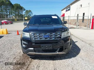 2016 Ford Explorer XLT with VIN 1FM5K7DHXGGB97992, listed as a IAAI auction lot 41880961 with 179,233 mi miles and . Bid and sale history available at carsss.com. Image 12.