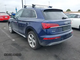 2021 Audi Q5 Premium Plus with VIN WA1BAAFY8M2022843, listed as a IAAI auction lot 42056110 with 32,036 mi miles and . Bid and sale history available at DreamBid. Image 3.