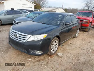 2011 Toyota Avalon with VIN 4T1BK3DB5BU375664, listed as a IAAI auction lot 41356584 with 196,968 mi miles and . Bid and sale history available at DreamBid. Image 2.