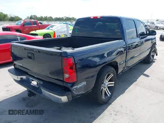2005 Chevrolet Silverado 1500 LS with VIN 2GCEC13T551363608, listed as a IAAI auction lot 42081763 with 197,496 mi miles and . Bid and sale history available at DreamBid. Image 4.