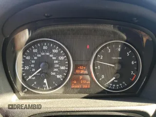 2006 BMW 3 Series 325xi with VIN WBAVD13556KV13231, listed as a Copart auction lot 43919835 with 49,041 mi miles and Salvage Title. Bid and sale history available at carsss.com. Image 9.