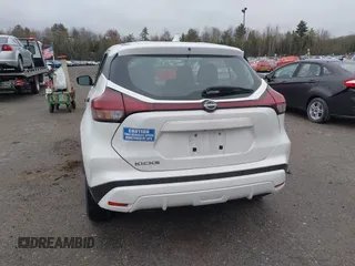 2022 Nissan Kicks S with VIN 3N1CP5BV5NL506726, listed as a IAAI auction lot 42175896 with 40,876 mi miles. Bid and sale history available at carsss.com. Image 16.