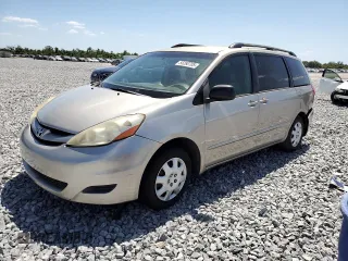 2007 Toyota Sienna CE with VIN 5TDZK23C47S020441, listed as a Copart auction lot 55260705 with 113,872 mi miles and Clean Title. Bid and sale history available at carsss.com. Image 1.