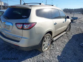 2014 Chevrolet Traverse LT with VIN 1GNKRGKD7EJ296294, listed as a IAAI auction lot 41285677 with 156,516 mi miles. Bid and sale history available at carsss.com. Image 4.