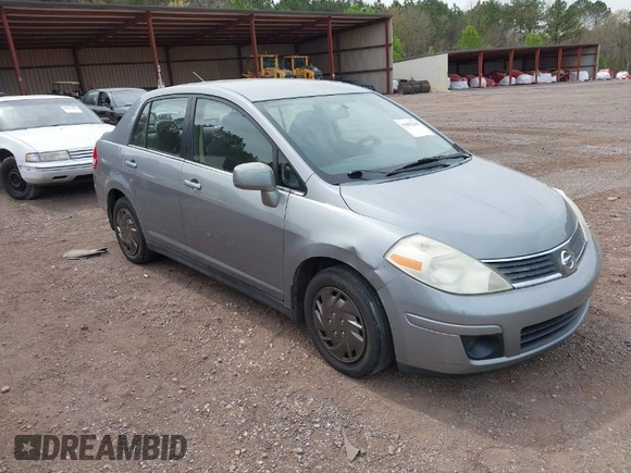 2008 Nissan Versa 1.8 S with VIN 3N1BC11E98L383504, listed as a IAAI auction lot 41882268 with 118,770 mi miles. Bid and sale history available at carsss.com. Image 1.