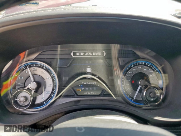 2019 Ram 1500 Limited z VIN 1C6SRFHT7KN700112, wystawiony jako Copart lot #56429005 z przebiegiem 93 433 mil mil oraz Szkoda całkowita • Salvage title. Historia ofert i sprzedaży dostępna na DreamBid. Obrazek 9.