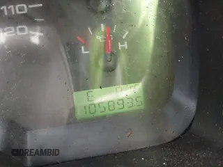 2008 Ford F-150 XLT с VIN 1FTPX14558FB88657, выставлен на аукционе IAAI как лот 42507471 с пробегом 105 893 миль миль и . История ставок и продаж доступна на DreamBid. Изображение 7.