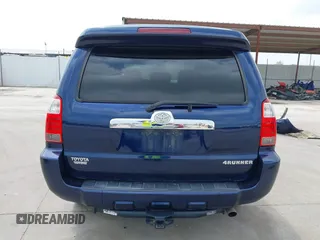 2007 Toyota 4Runner SR5 with VIN JTEZU14R070088127, listed as a IAAI auction lot 41938132 with 289,180 mi miles. Bid and sale history available at carsss.com. Image 17.