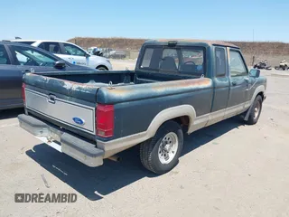 1990 Ford Ranger z VIN 1FTCR14T7LPB00718, wystawiony jako IAAI lot #42756062 z przebiegiem 77 393 mil mil oraz . Historia ofert i sprzedaży dostępna na DreamBid. Obrazek 4.