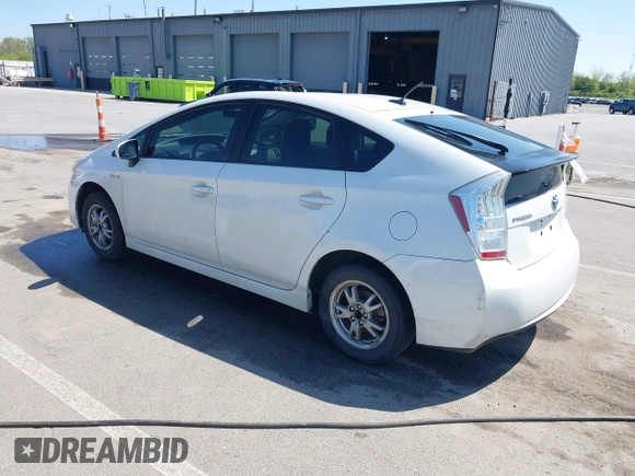 2010 Toyota Prius II z VIN JTDKN3DU7A0072453, wystawiony jako IAAI lot #42234870 z przebiegiem 242 177 mil mil oraz . Historia ofert i sprzedaży dostępna na DreamBid. Obrazek 3.