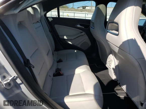 2015 Mercedes-Benz CLA 250 with VIN WDDSJ4GB8FN184304, listed as a Copart auction lot 53331265 with 101,096 mi miles and Salvage Title. Bid and sale history available at DreamBid. Image 10.