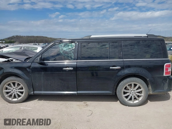 2017 Ford Flex Limited z VIN 2FMHK6D83HBA13153, wystawiony jako IAAI lot #41868284 z przebiegiem 134 732 mil mil oraz . Historia ofert i sprzedaży dostępna na DreamBid. Obrazek 14.