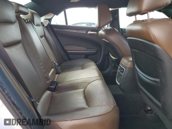 2019 Chrysler 300 Limited with VIN 2C3CCAEG2KH698078, listed as a Copart auction lot 76363374 with 89,851 mi miles and Non Repairable. Bid and sale history available at DreamBid. Image 10.