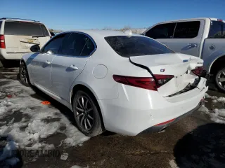 2018 Alfa Romeo Giulia with VIN ZARFAEDNXJ7563422, listed as a Copart auction lot 40852283 with 0 mi miles. Bid and sale history available at carsss.com. Image 2.