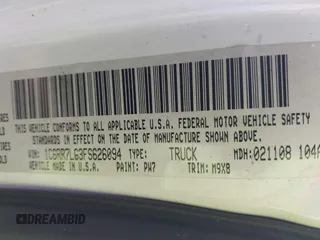 2015 Ram 1500 Outdoorsman z VIN 1C6RR7LG3FS626094, wystawiony jako IAAI lot #42431151 z przebiegiem 199 493 mil mil oraz . Historia ofert i sprzedaży dostępna na DreamBid. Obrazek 9.