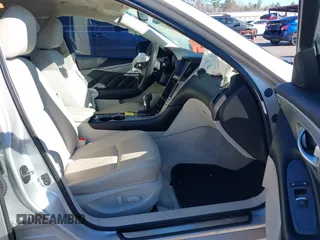 2015 Infiniti Q50 with VIN JN1BV7AP3FM335840, listed as a IAAI auction lot 38327905 with 100,276 mi miles. Bid and sale history available at carsss.com. Image 5.