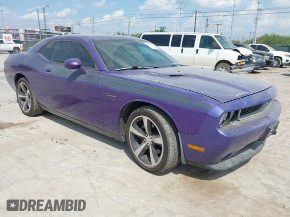 2014 Dodge Challenger R/T z VIN 2C3CDYBT0EH143576, wystawiony jako IAAI lot #42333984 z przebiegiem 189 874 mil mil oraz . Historia ofert i sprzedaży dostępna na DreamBid. Obrazek 1.