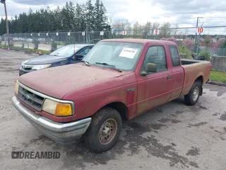 1993 Ford Ranger STX z VIN 1FTCR14X4PPB32017, wystawiony jako IAAI lot #41960294 z przebiegiem 50 331 mil mil oraz . Historia ofert i sprzedaży dostępna na DreamBid. Obrazek 2.