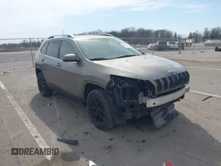 2018 Jeep Cherokee Latitude Plus with VIN 1C4PJMLXXJD571713, listed as a IAAI auction lot 41771661 with 87,580 mi miles. Bid and sale history available at carsss.com. Image 1.