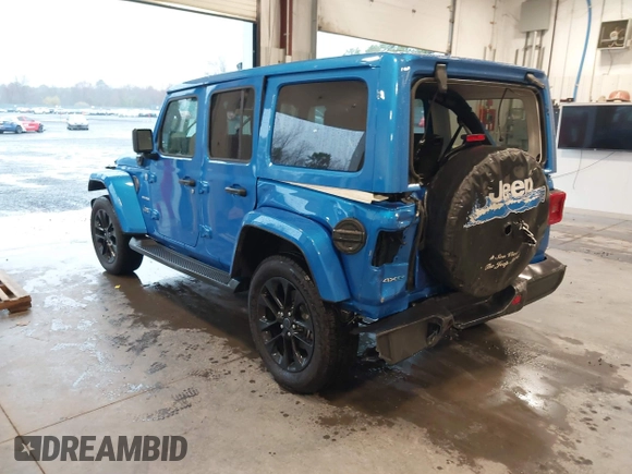 2024 Jeep Wrangler Sahara with VIN 1C4RJXP64RW170976, listed as a IAAI auction lot 41867996 with 4,406 mi miles and . Bid and sale history available at DreamBid. Image 3.