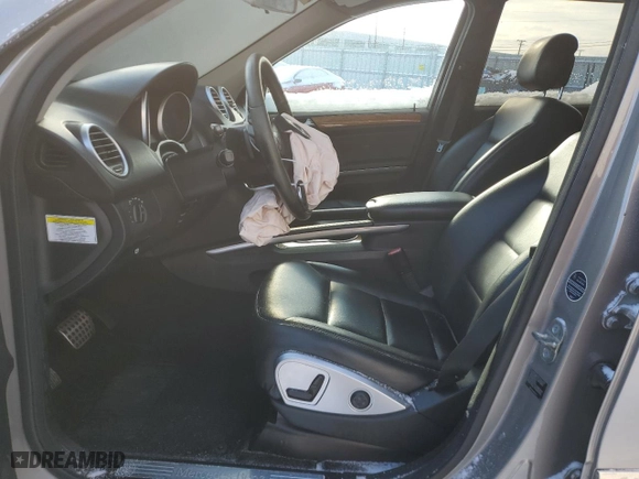 2009 Mercedes-Benz M-Class 3.5L with VIN 4JGBB86E99A515926, listed as a Copart auction lot 44174735 with 168,565 mi miles and Salvage Title. Bid and sale history available at carsss.com. Image 7.