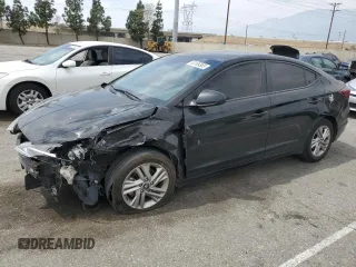 2020 Hyundai Elantra Value Edition z VIN KMHD84LF8LU076916, wystawiony jako Copart lot #53169365 z przebiegiem 135 130 mil mil oraz Szkoda całkowita • Salvage title. Historia ofert i sprzedaży dostępna na DreamBid. Obrazek 1.