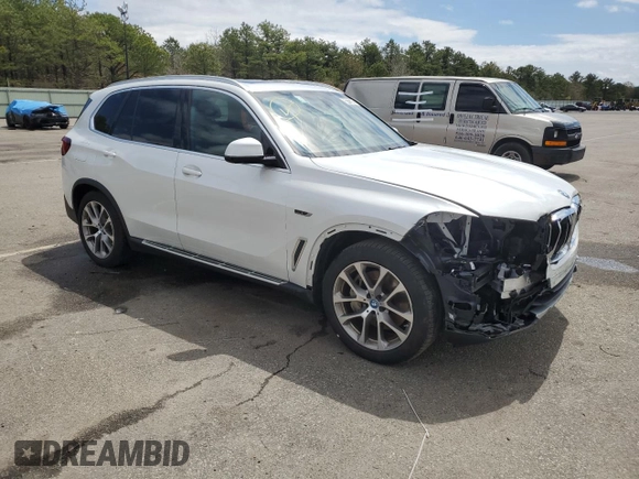 2022 BMW X5 xDrive45e with VIN 5UXTA6C03N9L84706, listed as a Copart auction lot 50725583 with 25,616 mi miles and . Bid and sale history available at DreamBid. Image 4.