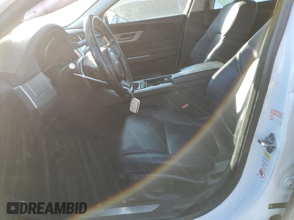 2017 Jaguar XF 35t Premium with VIN SAJBJ4BV1HCY30830, listed as a Copart auction lot 83018134 with 86,534 mi miles and Salvage Title. Bid and sale history available at carsss.com. Image 7.