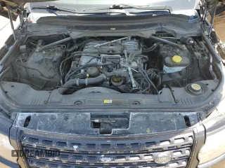 2015 Land Rover Range Rover Supercharged with VIN SALGS2TF1FA215158, listed as a Copart auction lot 60227065 with 97,737 mi miles and Clean title. Bid and sale history available at DreamBid. Image 12.